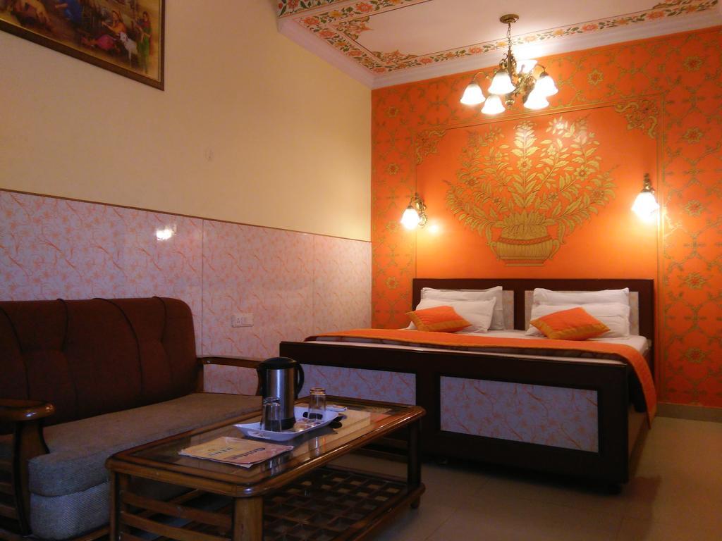 Hotel Golden Heritage Jaipur Exterior photo