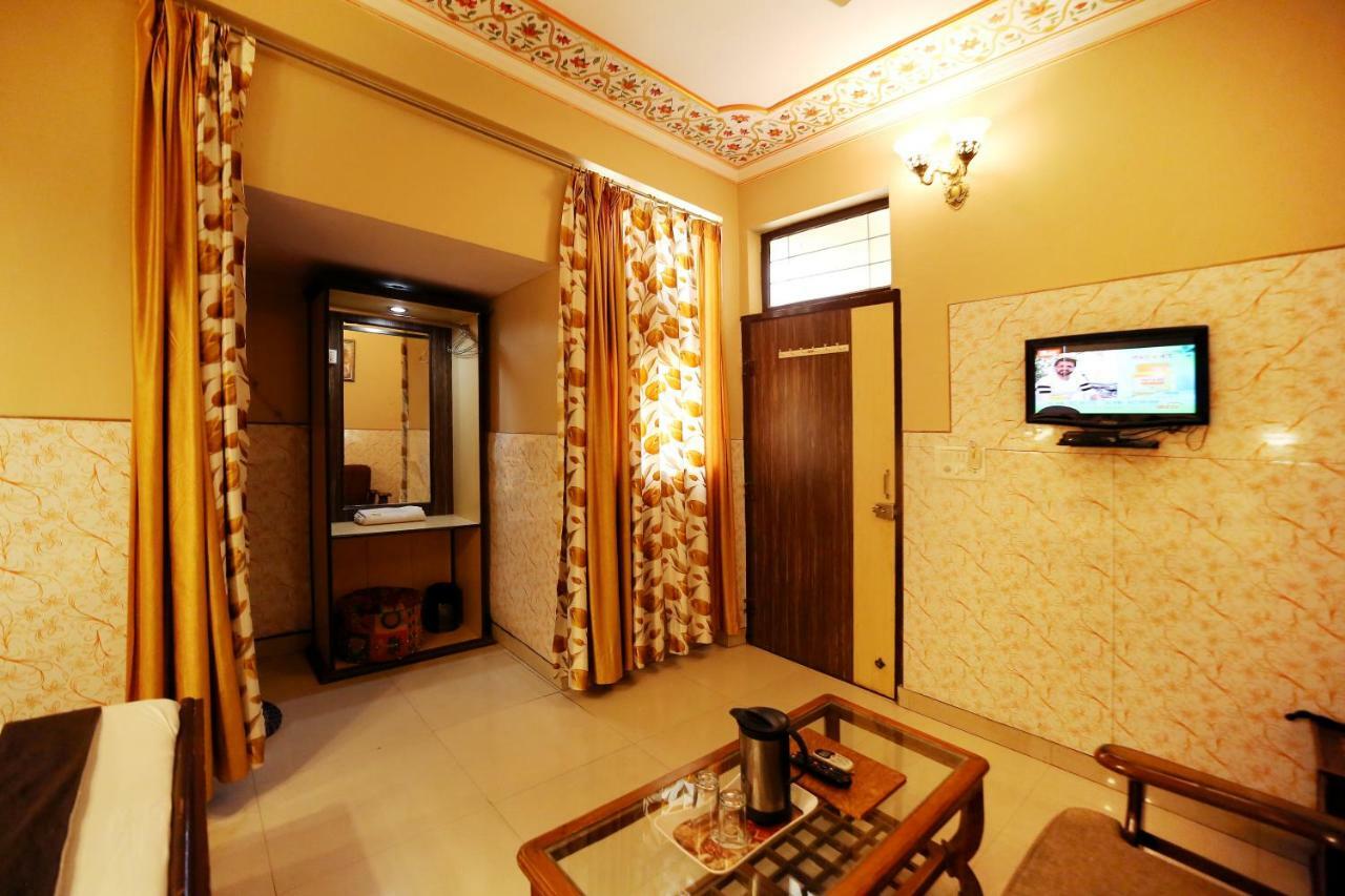 Hotel Golden Heritage Jaipur Exterior photo